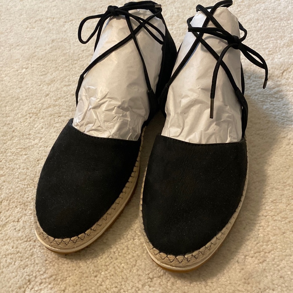 Paul Green Black Suede ankle tie rubber bottom shoes. Great condition.